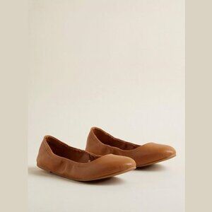 Torrid - 7 WW, Scrunch Ballet Flat (Wide Width) in Cognac​​​​​​​